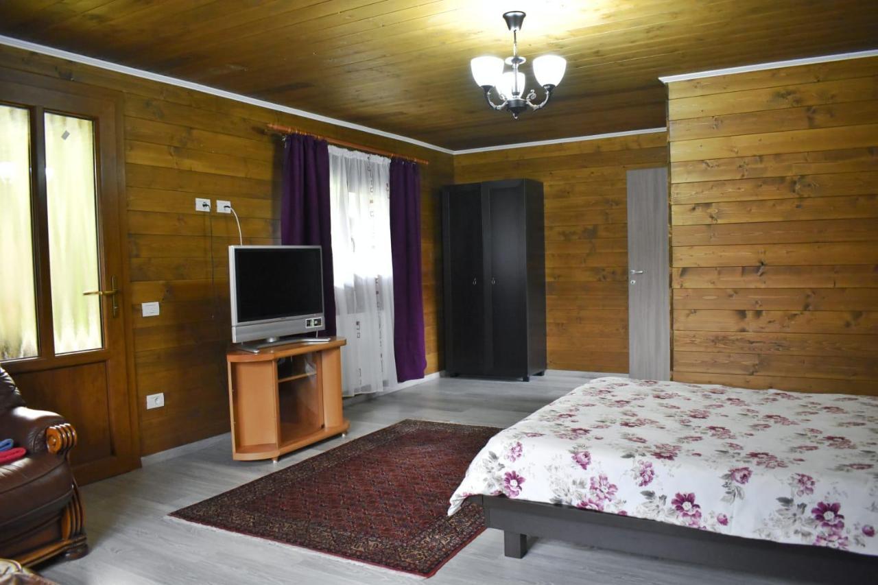 Pensiunea Perla Maramuresului Borşa Exteriör bild